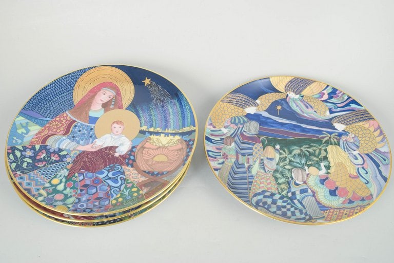 Jacqueline Lynd for Rörstrand, Denmark. Faience set of four Christmas plates with colourful - 2