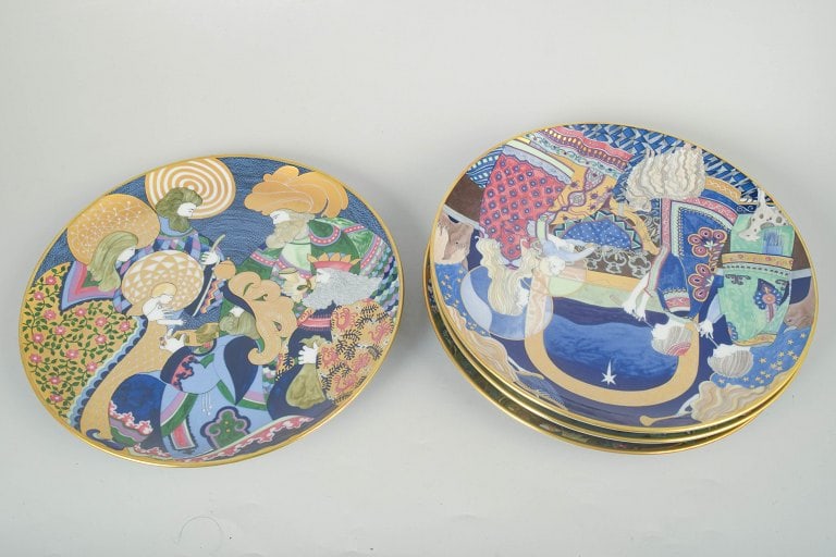 Jacqueline Lynd for Rörstrand, Denmark. Faience set of four Christmas plates with colourful - 3