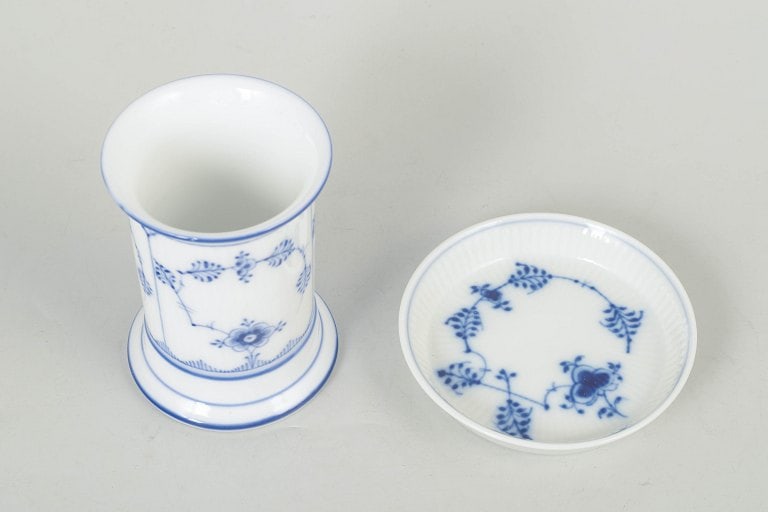 Royal Copenhagen, Denmark. Blue Fluted Plain, porcelain vase and coaster with cobalt blue pattern. - 2