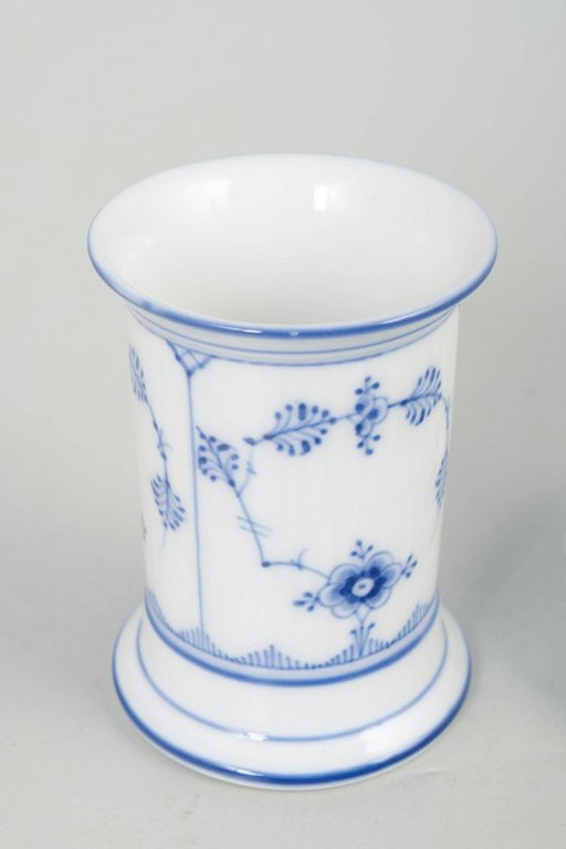 Royal Copenhagen, Denmark. Blue Fluted Plain, porcelain vase and coaster with cobalt blue pattern. - 3