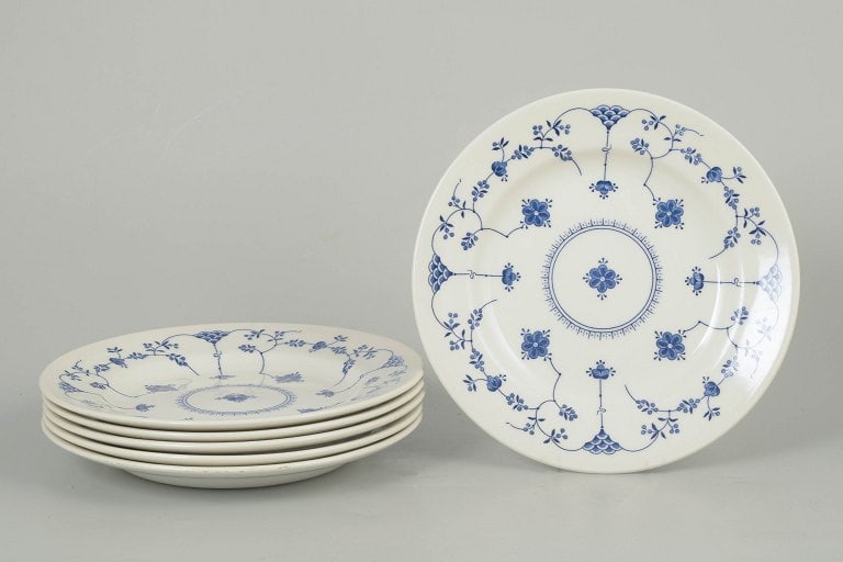 Churchill Staffordshire, England. Set of six salad plates in blue fluted style with blue floral (1 of 4)