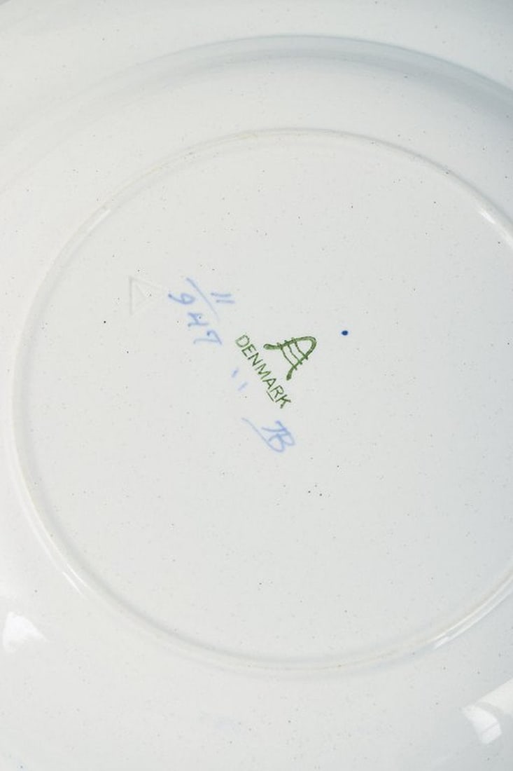 Christian Joachim for Aluminia, Denmark. Tranquebar. Six deep plates in light blue faience with dark - 4