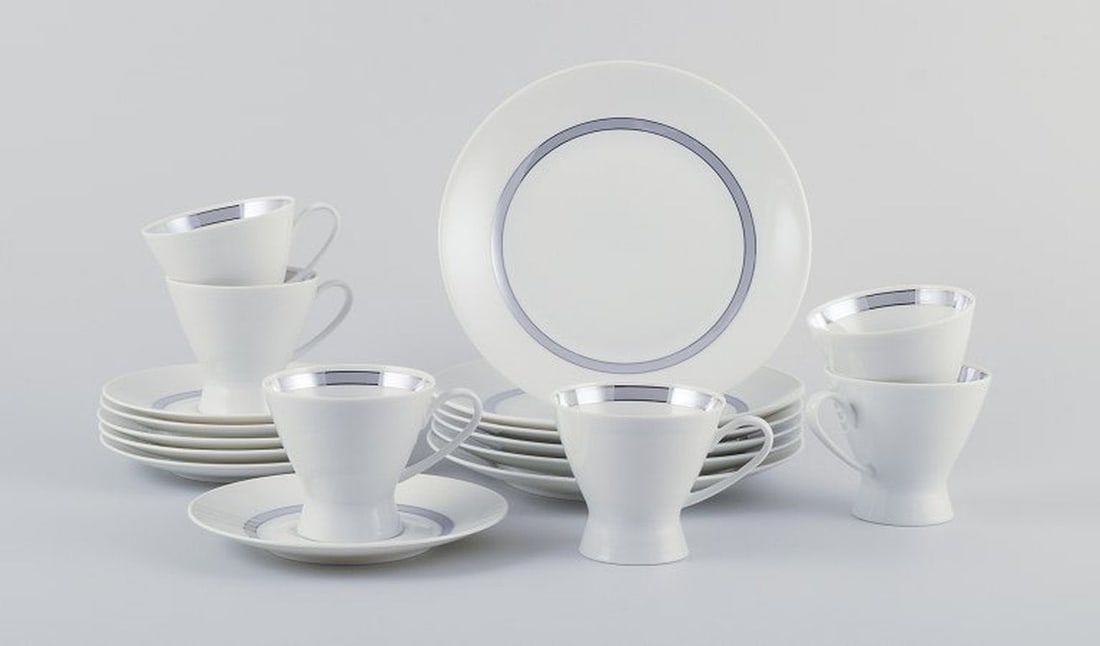Rosenthal Studio-Line, Germany. A six-person porcelain coffee service. 1960/70s. (1 of 5)