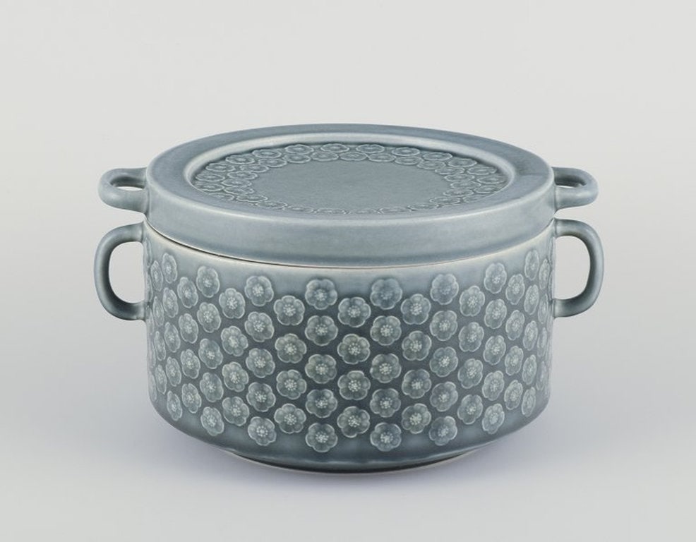 Jens Harald Quistgaard for Kronjyden, Denmark. 'Azur' stoneware lidded tureen. 1969/70s. (1 of 8)