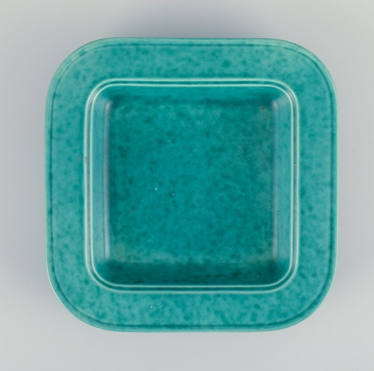 Wilhelm Kåge (1889-1960) for Gustavsberg, ceramic square bowl. Classic green glaze from the - 5