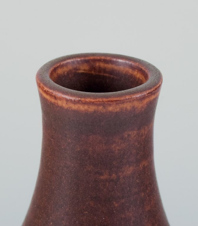 Ingrid and Erich Triller, Sweden. Unique ceramic vase decorated with brown-toned glaze. - 4
