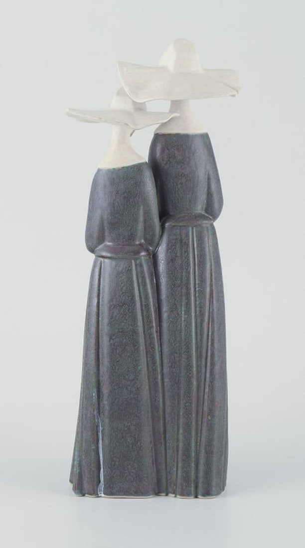 LladrÃ³, Spain. Large ceramic figurine of two nuns. Approximately 1970s. - 4