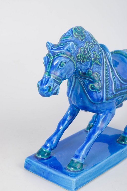 Aldo Londi for Bitossi, Italy. Large azure blue ceramic horse sculpture with textured surface. - 2