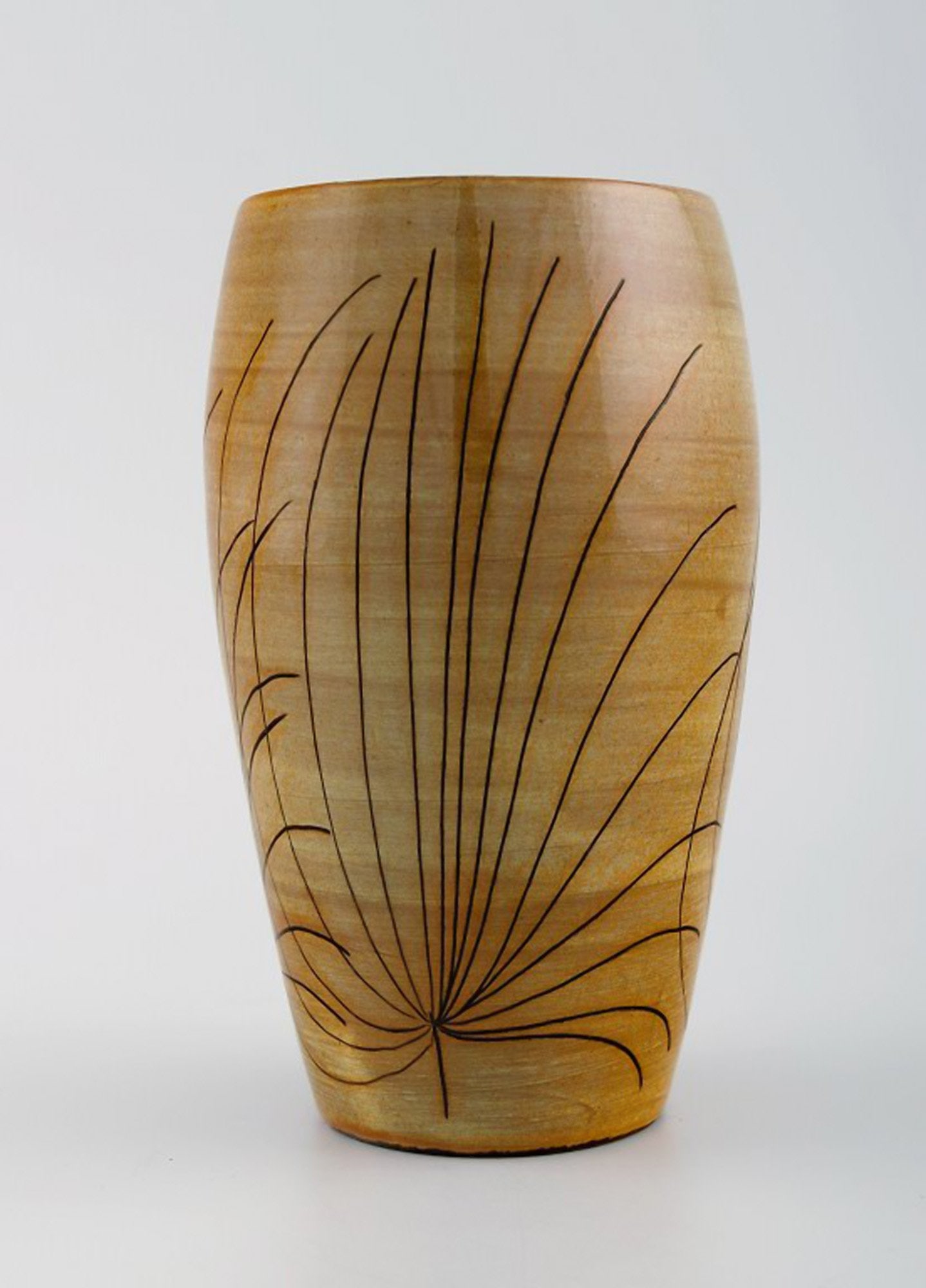 Ingrid Atterberg for Uppsala Ekeby. Papyrus vase in glazed stoneware. Mid-20th century.: Ingrid Atterberg for Uppsala Ekeby. Papyrus vase in glazed stoneware. Mid-20th century. In very good condition. Measures: 15 x 9.5 cm. Stamped.; Ingrid Atterberg for Uppsala Ekeby. Papyrus vase in