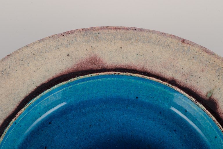 Nils Kähler for Kähler, Denmark. Round ceramic bowl in a modernist style. Turquoise and - 4