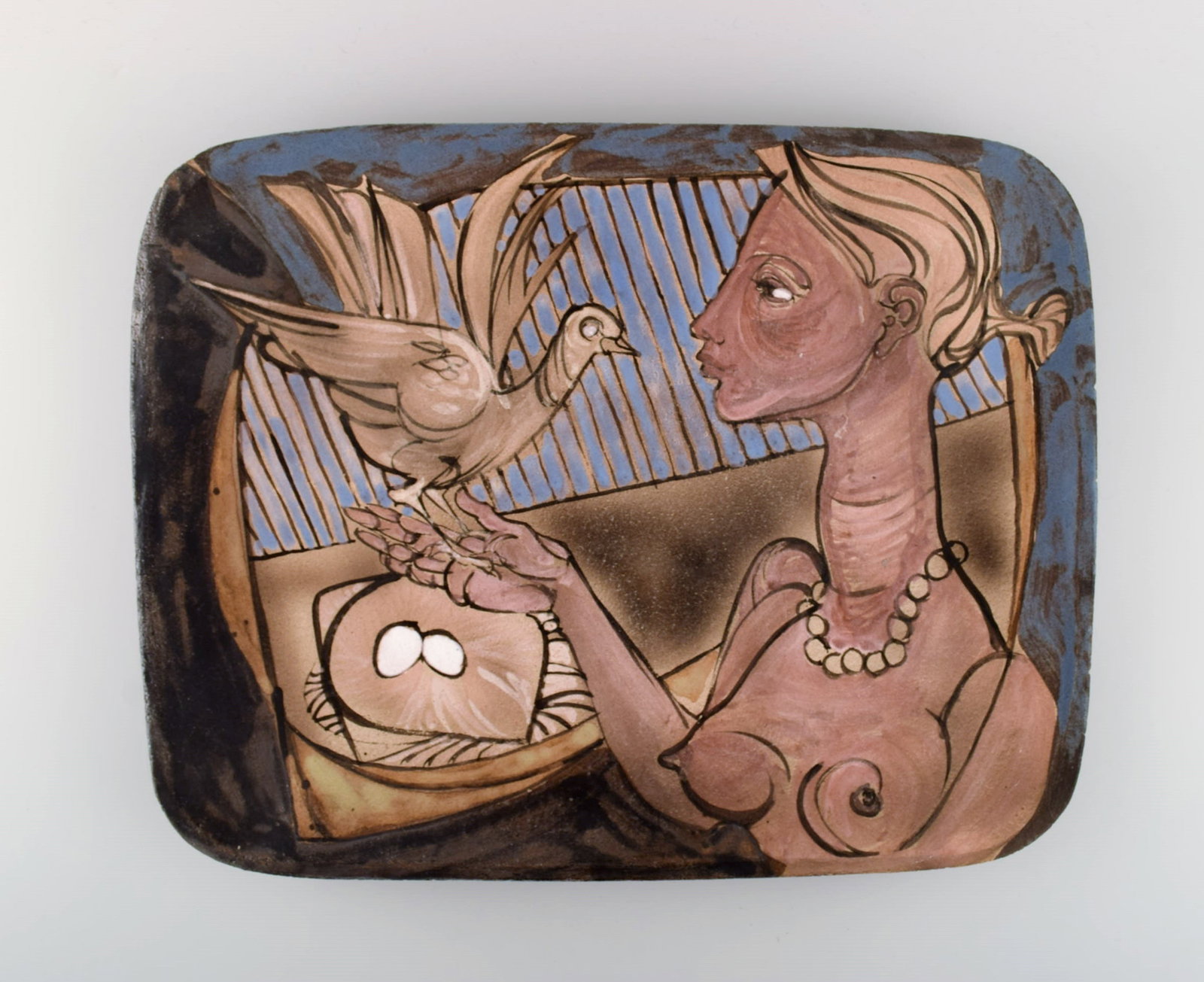 Achiel Pauwels (b. 1932), Belgium. Unique dish in glazed hand-painted ceramics. Naked woman and: Achiel Pauwels (b. 1932), Belgium. Unique dish in glazed hand-painted ceramics. Naked woman and dove. Dated 1974. Measures: 40.5 x 32 x 3.5 cm. In excellent condition. Signed. Reserve: $588.00 Shippin