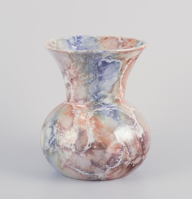Arabia, Finland. Art Deco 'Marmor' ceramic vase. 1928-1932.: Arabia, Finland. Art Deco "Marmor" (Marble) ceramic vase. Imitation marble decoration. Classic form. Dating: 1928-1932. Marked. Perfect condition. Dimensions: H 18.0 cm x D 13.5 cm.; Arabia, Finland. 