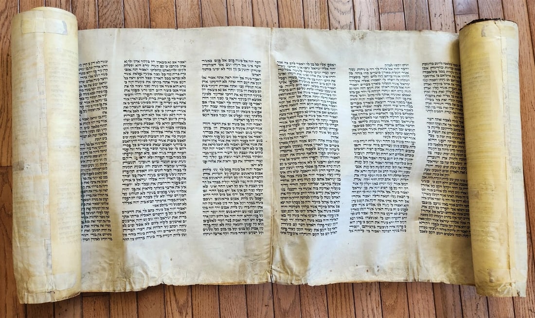 TORAH SCROLL FRAGMENT VELLUM MANUSCRIPT 19th century ANTIQUE Book of EXODUS - 2