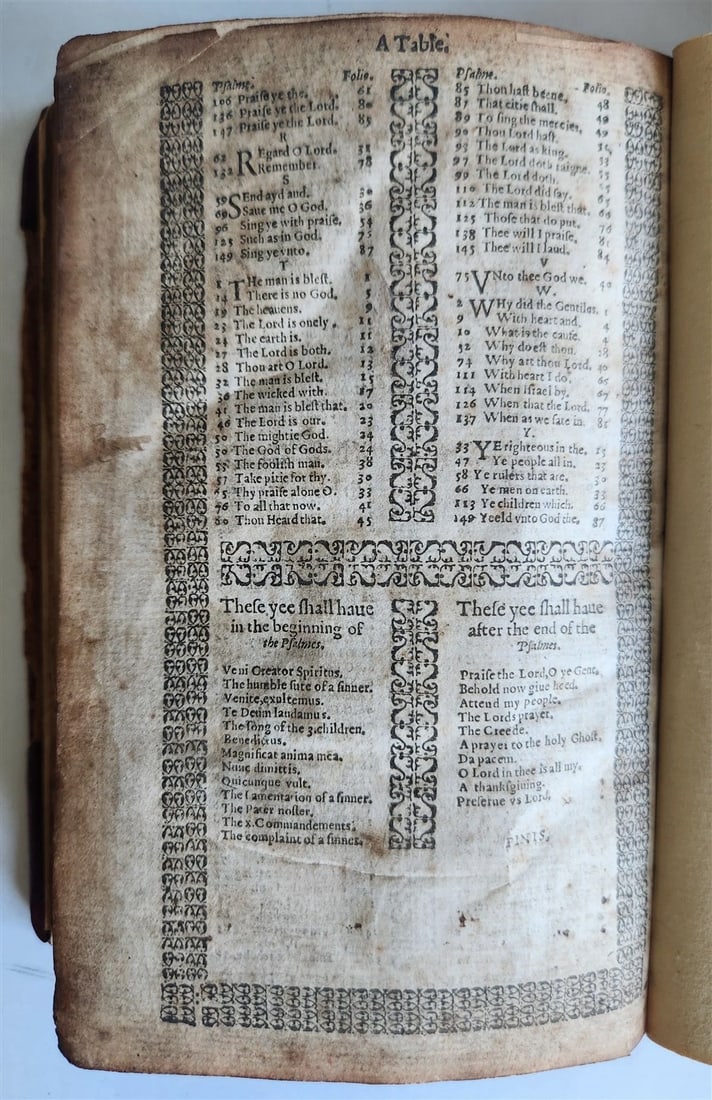 1574 BIBLE LATIN PLANTIN PRESS & 1627 BOOK of COMMON PRAYER in ENGLISH antique - 19