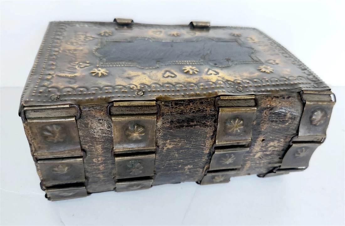 1803 DEVOTIONAL BOOK in CZECH LANGUAGE antique DECORATIVE BRASS BINDING w/CLASPS - 2