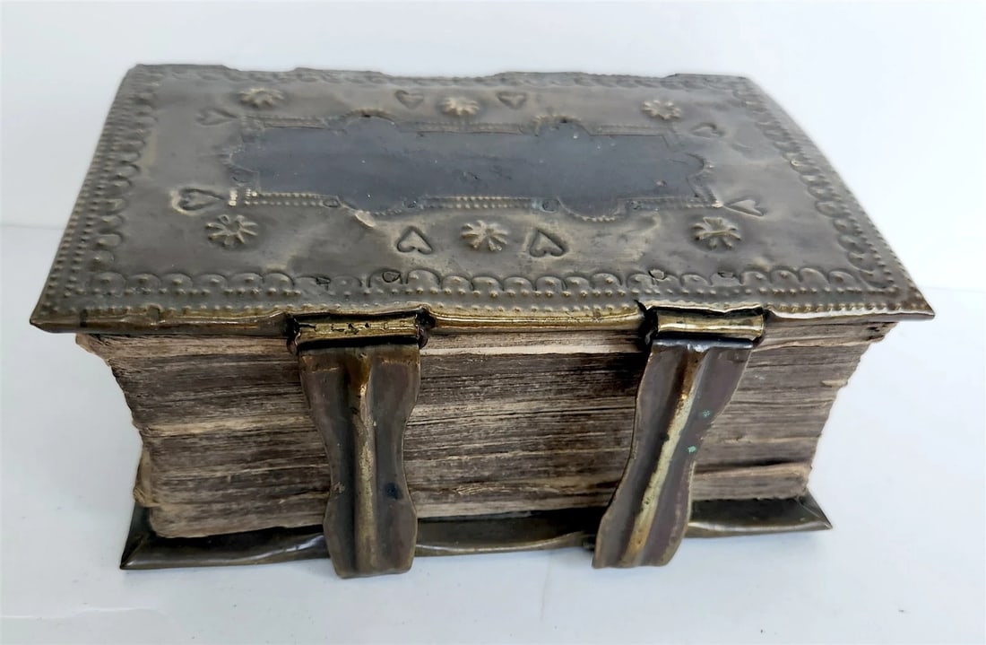 1803 DEVOTIONAL BOOK in CZECH LANGUAGE antique DECORATIVE BRASS BINDING w/CLASPS - 6