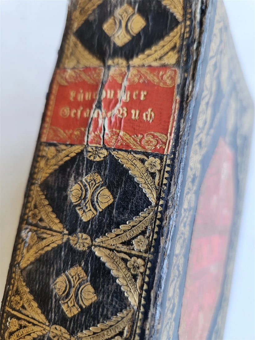 1800 HYMNAL & PRAYER BOOK in GERMAN antique DECORATIVE BINDING - 7