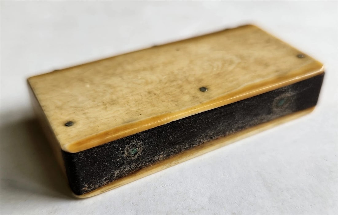 MINIATURE BOOK SHAPE MATCH CASE ANTIQUE - 4