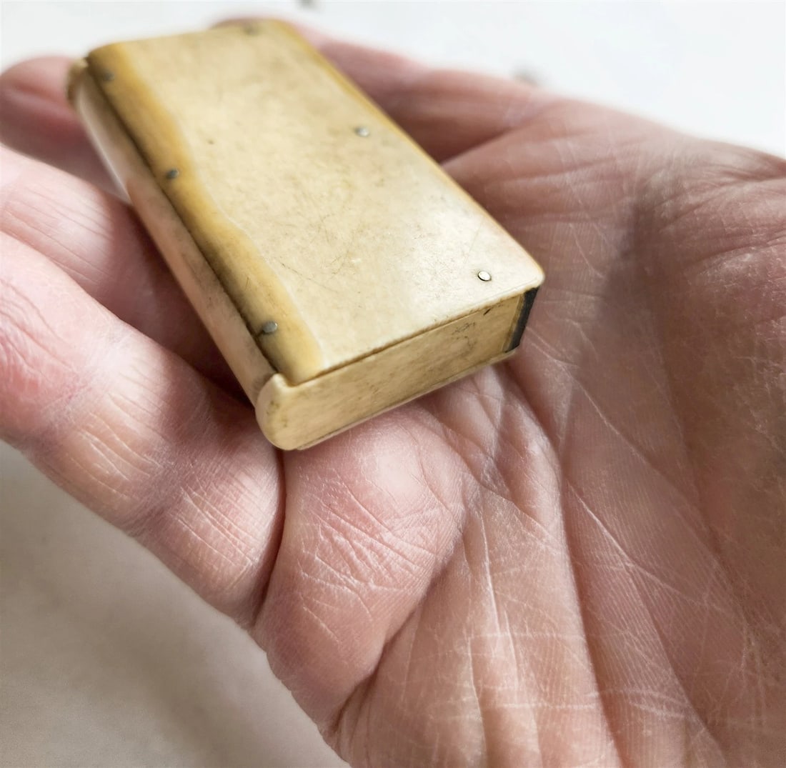 MINIATURE BOOK SHAPE MATCH CASE ANTIQUE - 6