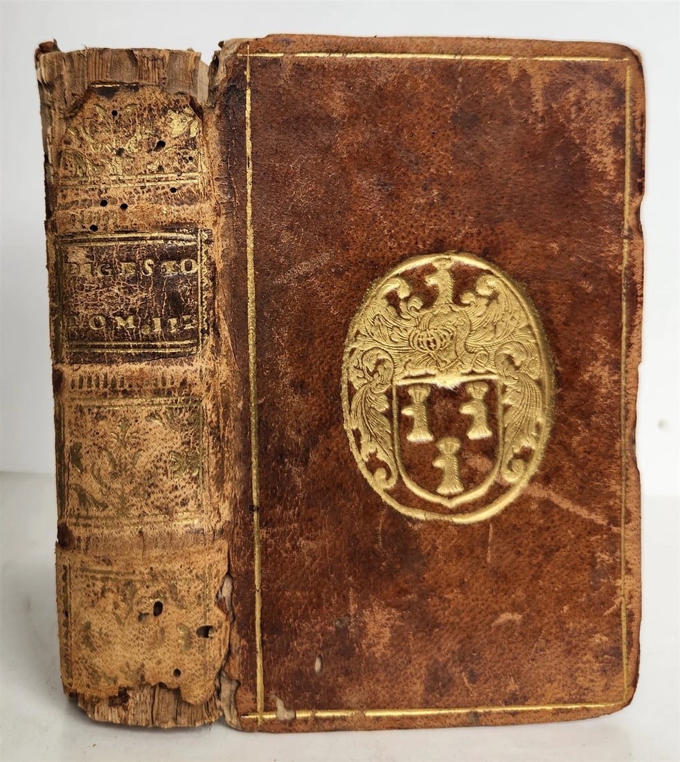 1581 LAW BOOK DIGESTORUM Corpus iuris civilis antique HERALDIC BINDING (1 of 11)