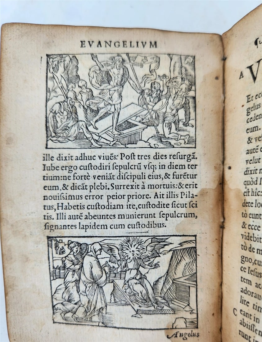 16th century BIBLE in LATIN ILLUSTRATED antique pocket size NEW TESTAMENT - 20