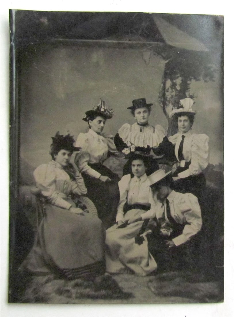 GROUP OF LADIES w/ DOG TINTYPE VICTORIAN PHOTO antique: Title: GROUP OF LADIES w/ DOG TINTYPE VICTORIAN PHOTO antique Description: Size 2 1/2 by 3 1/4" (933) ================================== Reserve: $28.00 Shipping: Domestic: Flat-rate of $25.00 to anyw