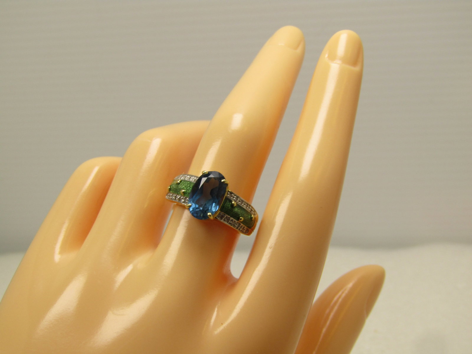 Vintage 14kt London Blue Topaz, Diamond, Enameled Ring, Sz. 8 - 7