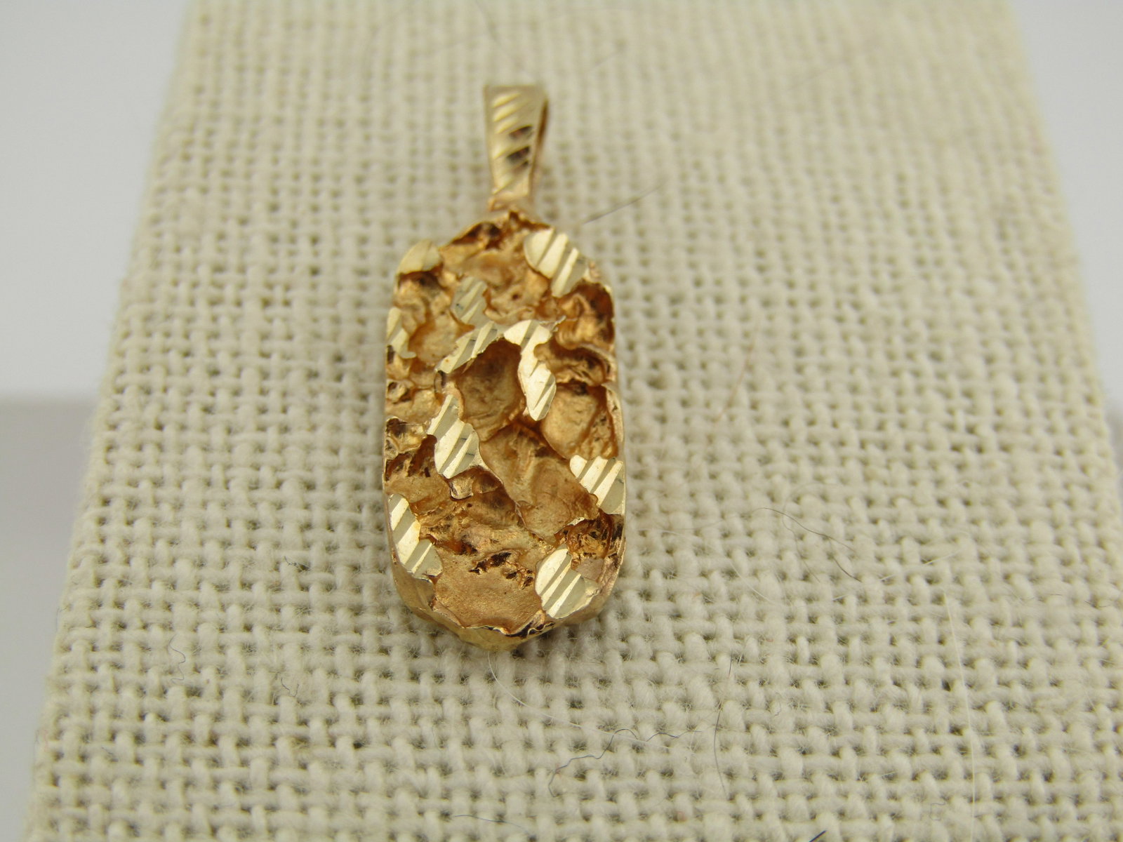 14kt Gold Nugget Pendant, 1", 2.18 grams, 1990's, Unisex - 2