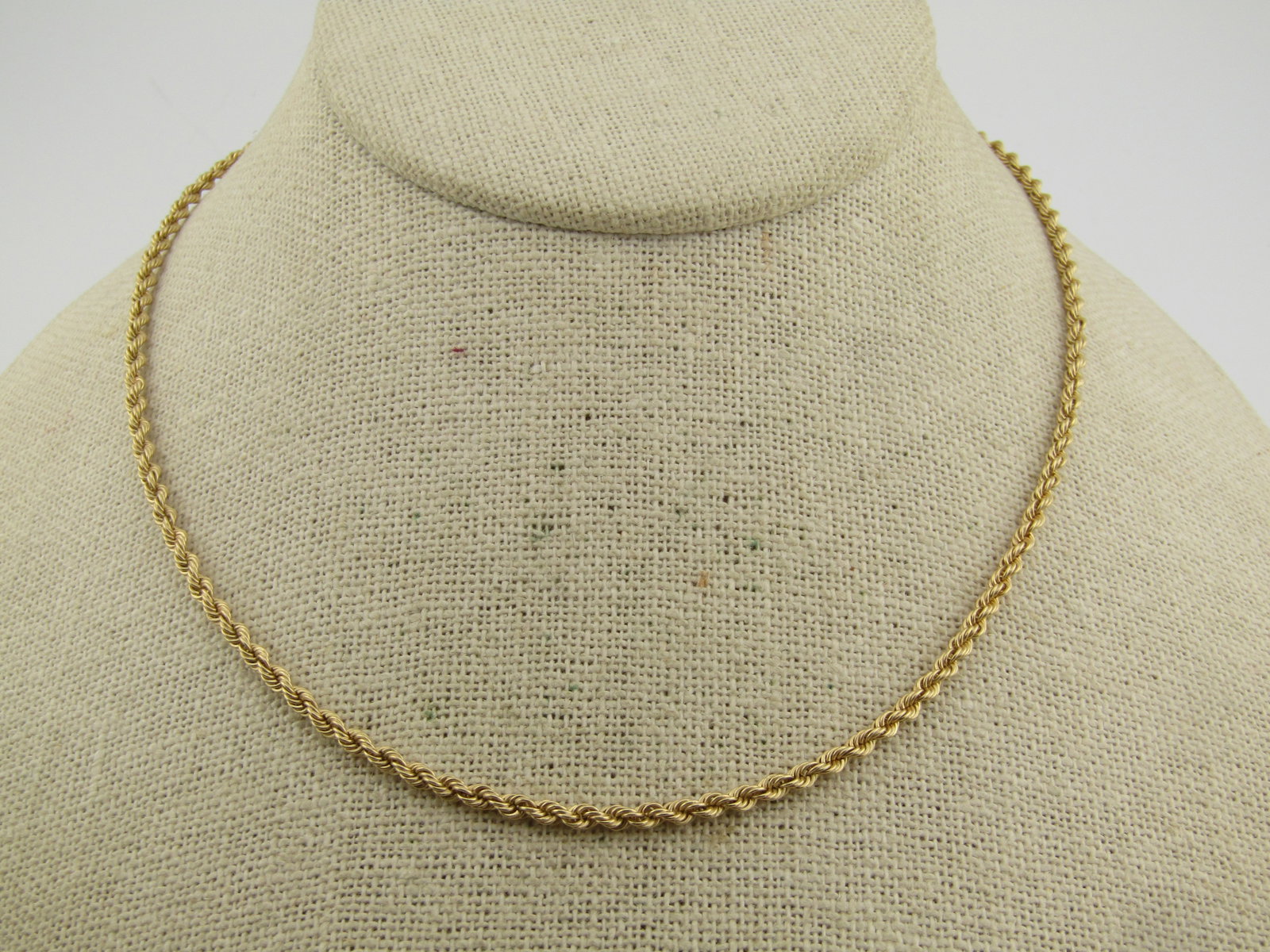 Vintage 14kt Twisted Solid Rope Chain 2.5mm Necklace, 16", 1970's-1980's (1 of 6)