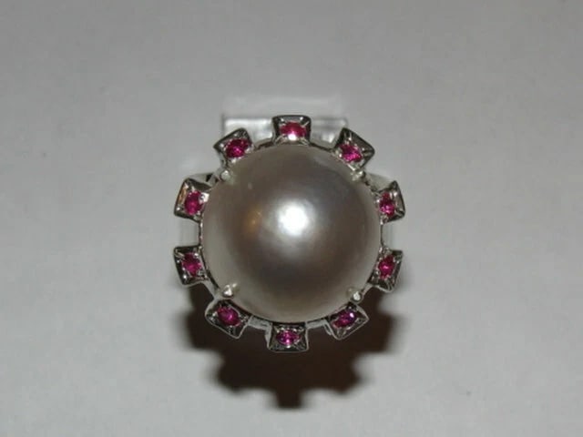 Sterling Silver Mabe Pearl and Ruby Cocktail Ring Alberto Juan - 3