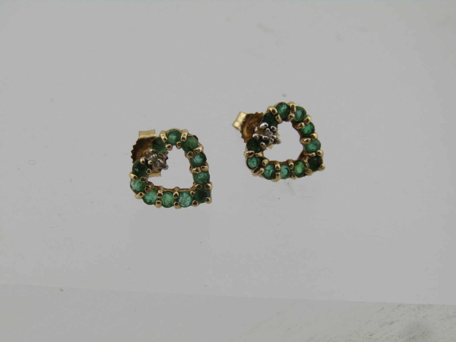 Vintage 10kt Emerald/Diamond Heart Framed Earrings, Pierced, 1970's-1980's - 5
