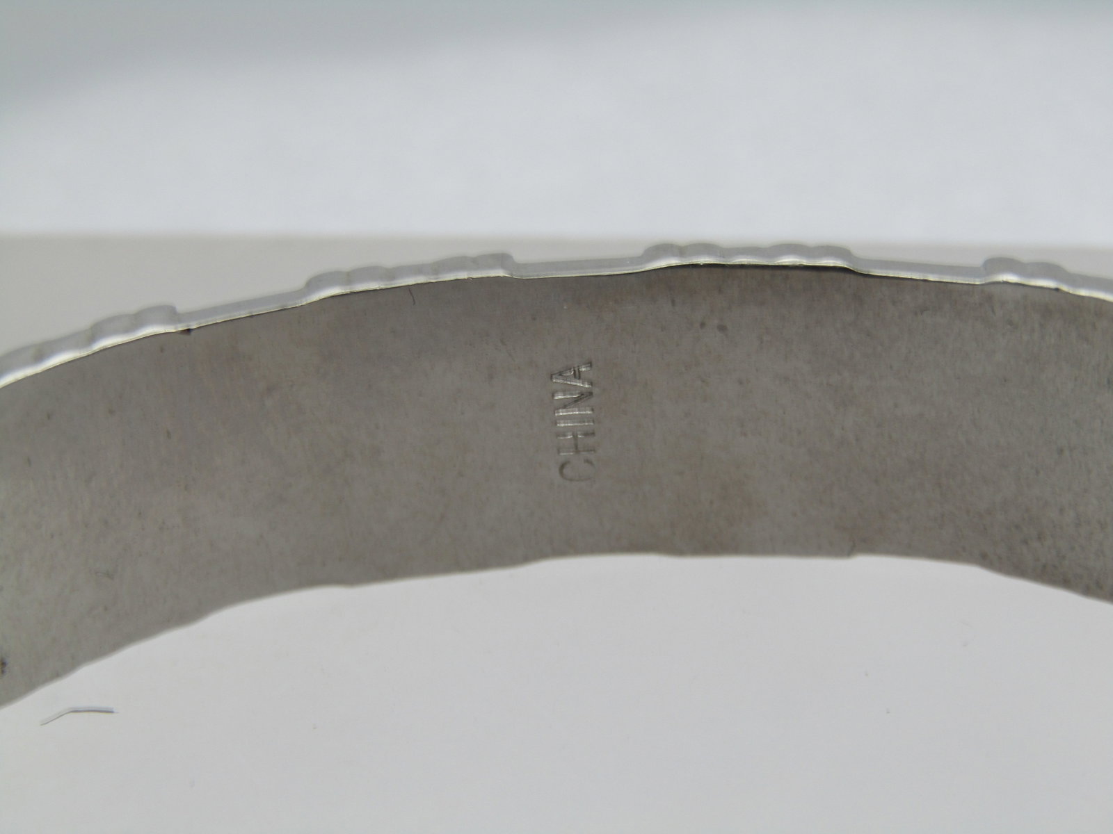 Vintage Hinged Bangle Bracelet, 6.5" 1980's-1990's - 4