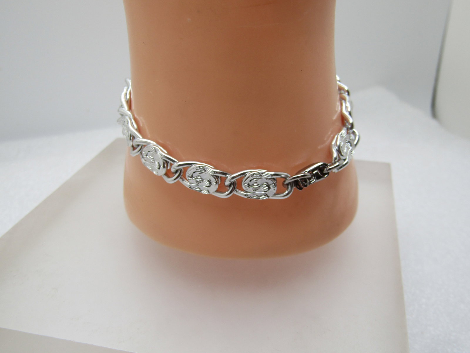 Vintage Bent Link Bracelet, 7", 1970's, Sarah Coventry - 2