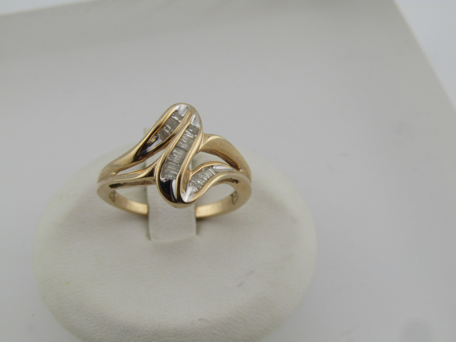 Vintage 10kt Diamond Channgel Set Ring, ZigZag, Sz. 7.5, Signed, 1990's - 2