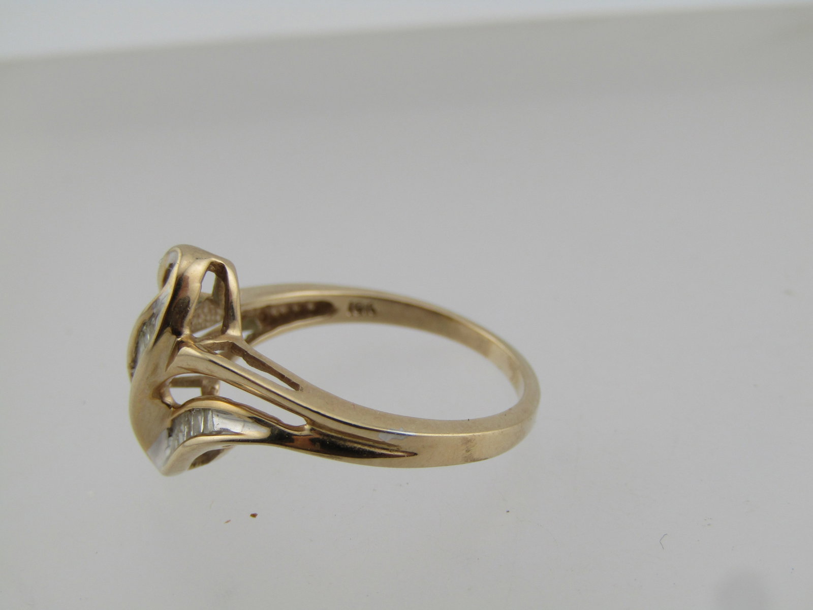 Vintage 10kt Diamond Channgel Set Ring, ZigZag, Sz. 7.5, Signed, 1990's - 5