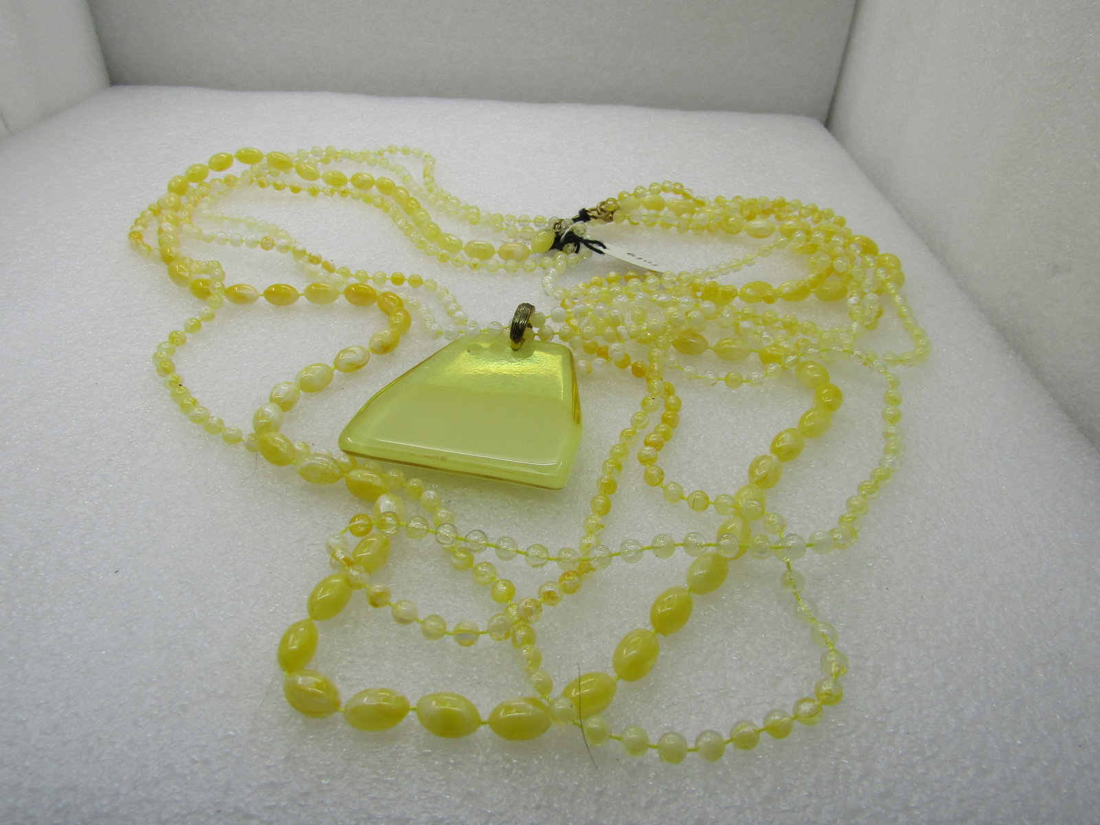 Vintage Multi-Strand Yellow Beaded Necklace, 26", Large Pendant: Title: Vintage Multi-Strand Yellow Beaded Necklace, 26", Large Pendant Description: Vintage Multi-Strand Yellow Beaded Necklace, 26", Large Pendant. 5 strands of varying sizes and shades of yellow