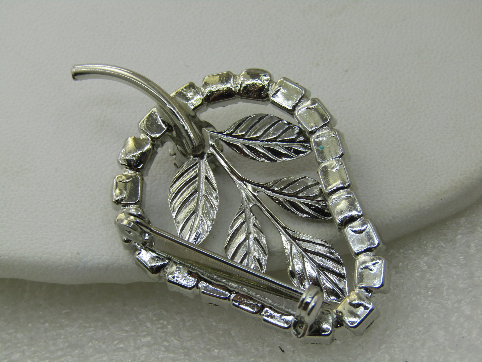 Vintage Rhinestone Pear-Shaped Brooch with Leaves, 1960's, Silver tone, 2" - 4