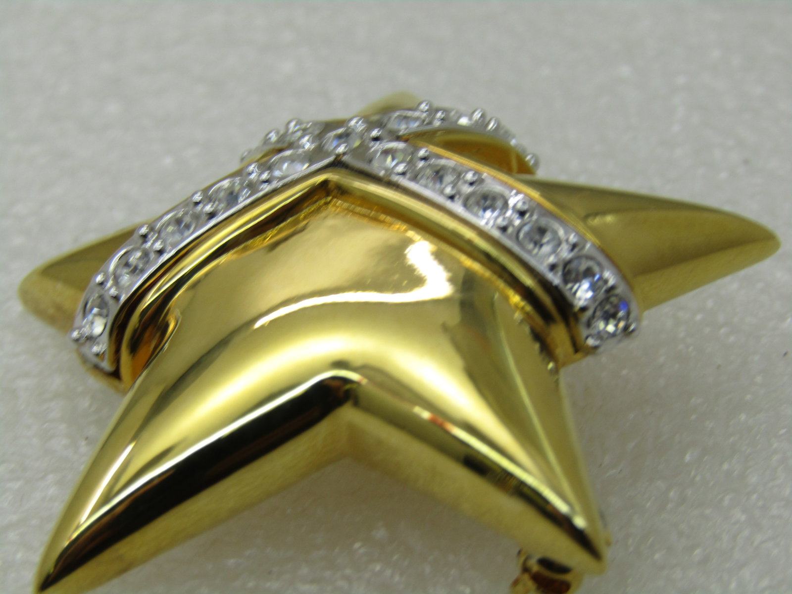 Vintage Joan Rivers Two Tone Star Brooch, CZ/Rhinestones 2" - 5