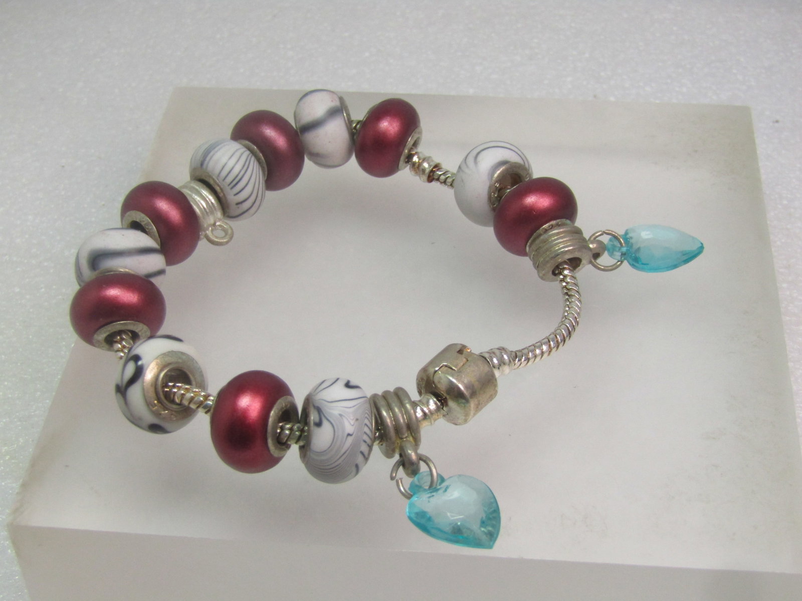 Maroon and Striped Slide Beaded Bracelet, Blue Glass Hearts, 7", 1990's - 3