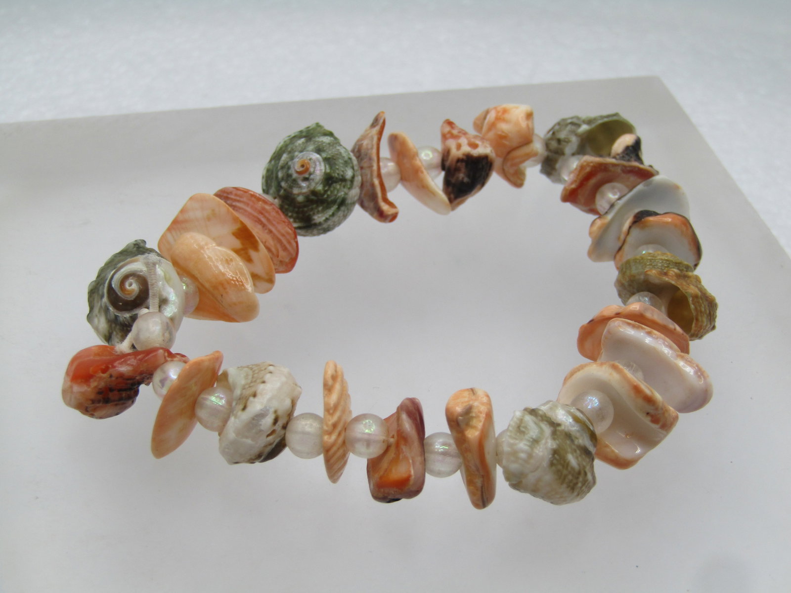 Vintage Shell & Clear Bead Stretch Bracelet, 1970's-1980's - 3