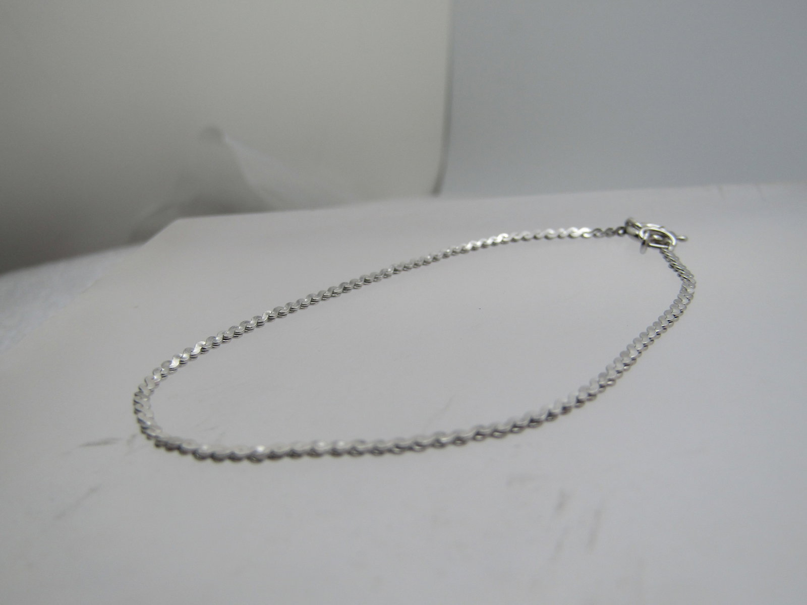 Herringbone Bracelet, 6.75" . 1/2mm, 1990's - 2