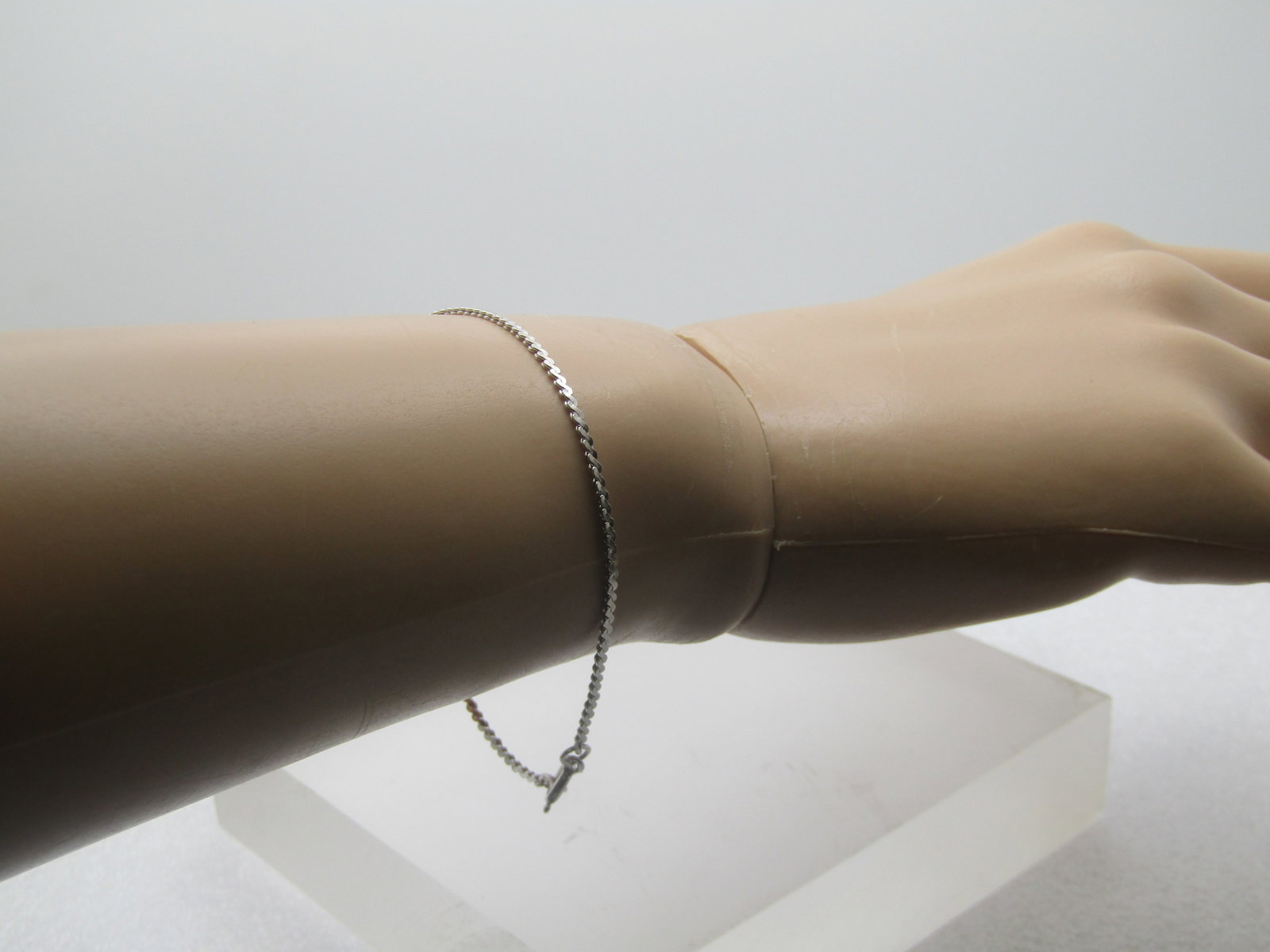 Herringbone Bracelet, 6.75" . 1/2mm, 1990's - 5