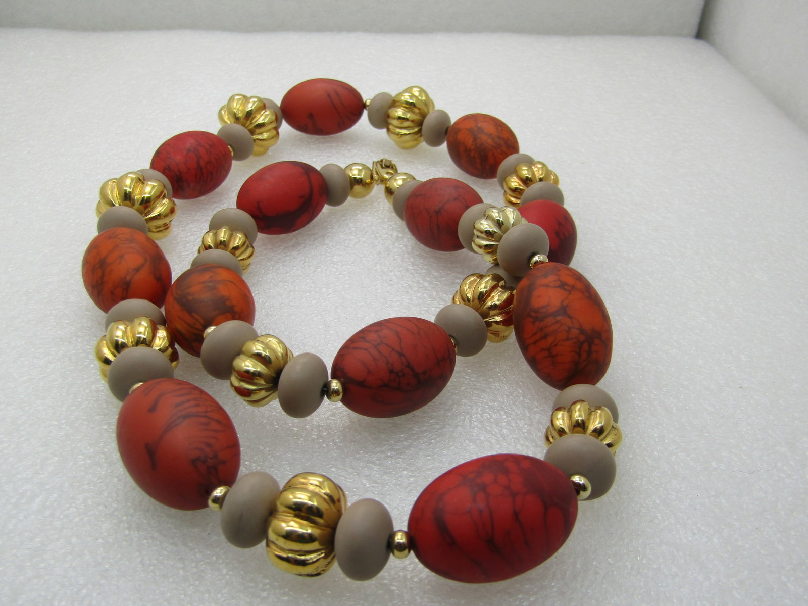Vintage Costume Tribal Necklace, 30", Chunky, Gold, Salmon, Tan, Napier signed - 5
