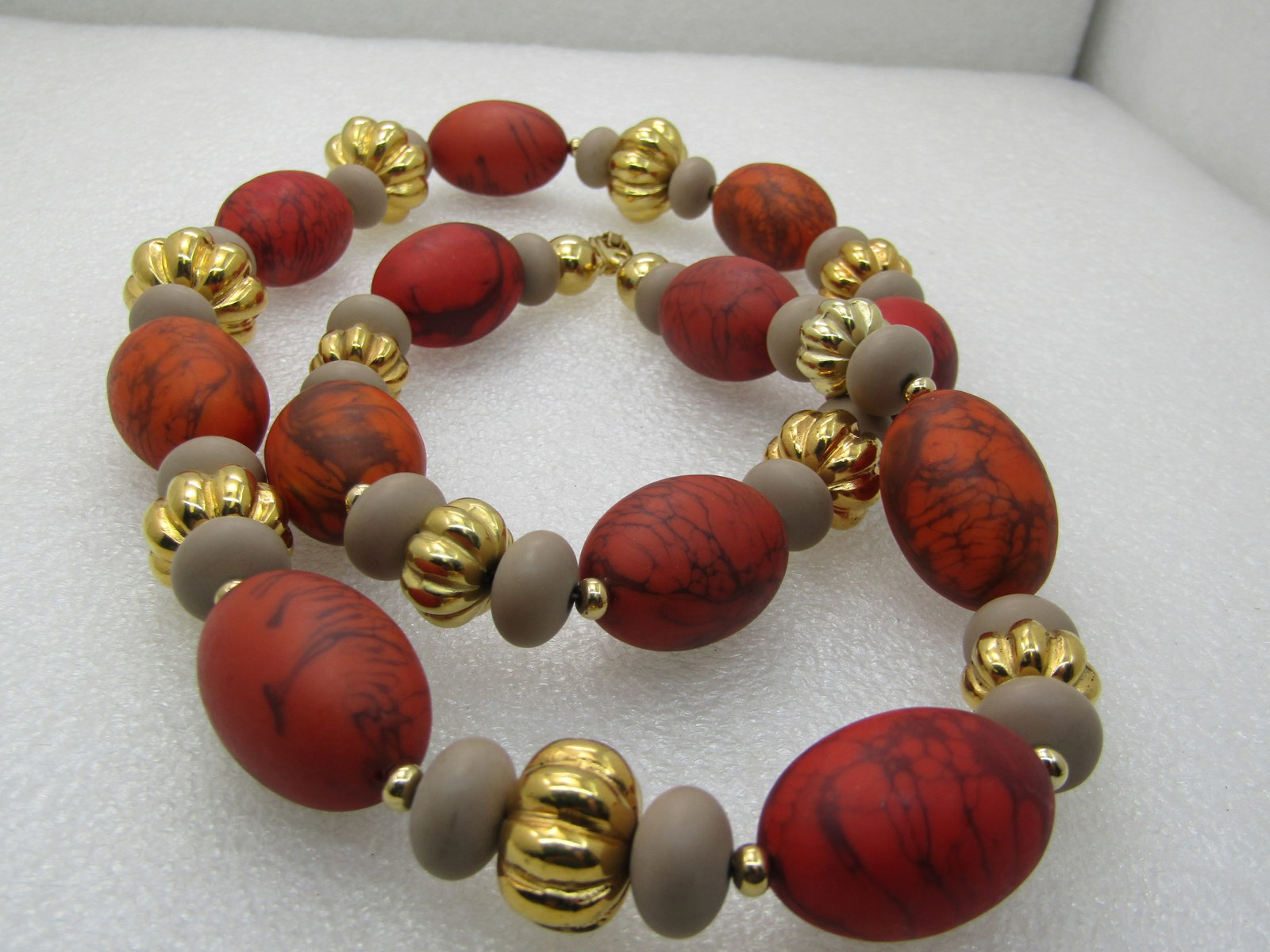 Vintage Costume Tribal Necklace, 30", Chunky, Gold, Salmon, Tan, Napier signed - 6