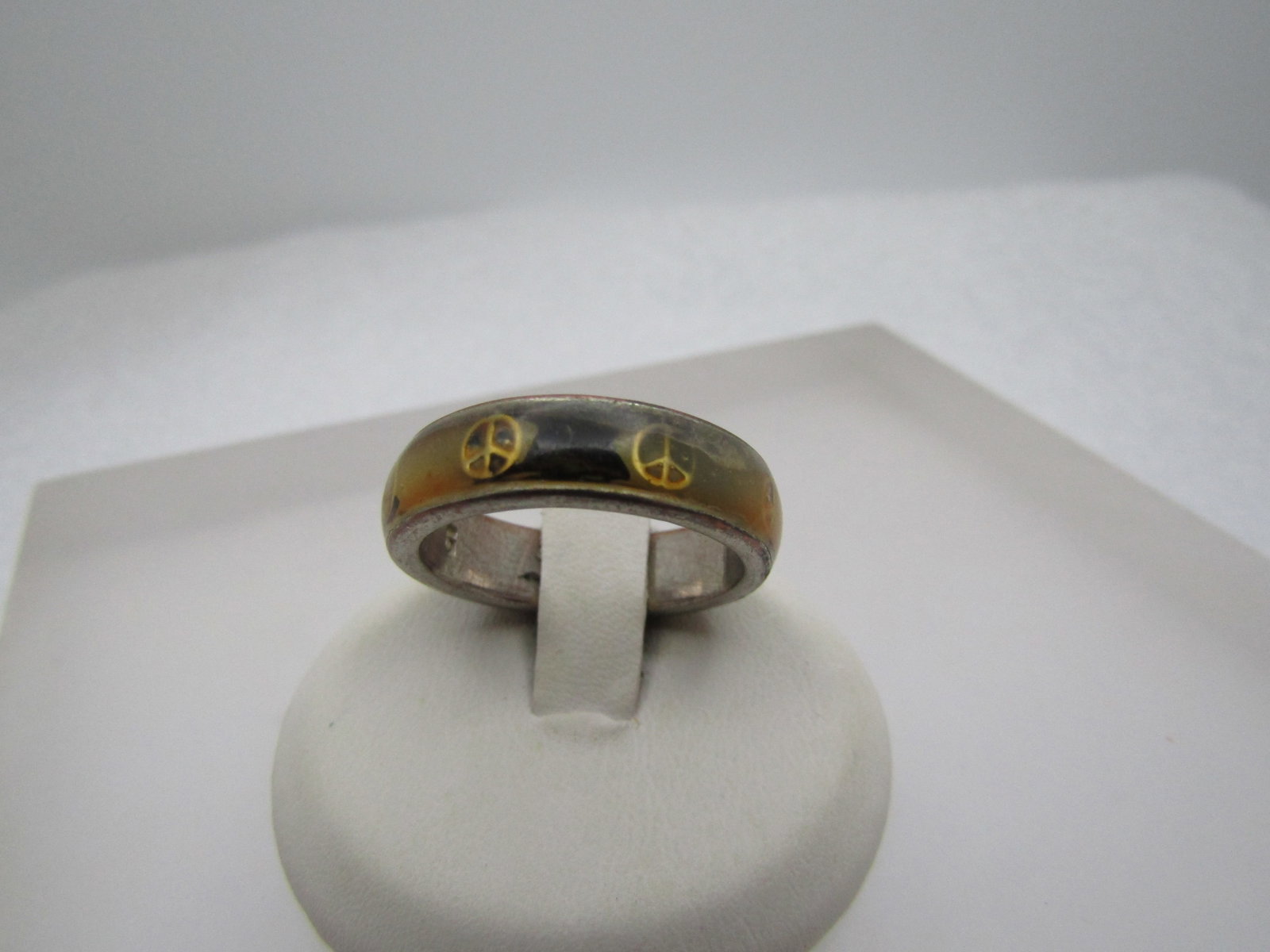 Vintage Enameled Peace Sign Ring, Sz. 9, Unisex, 1970's-1980's (1 of 7)