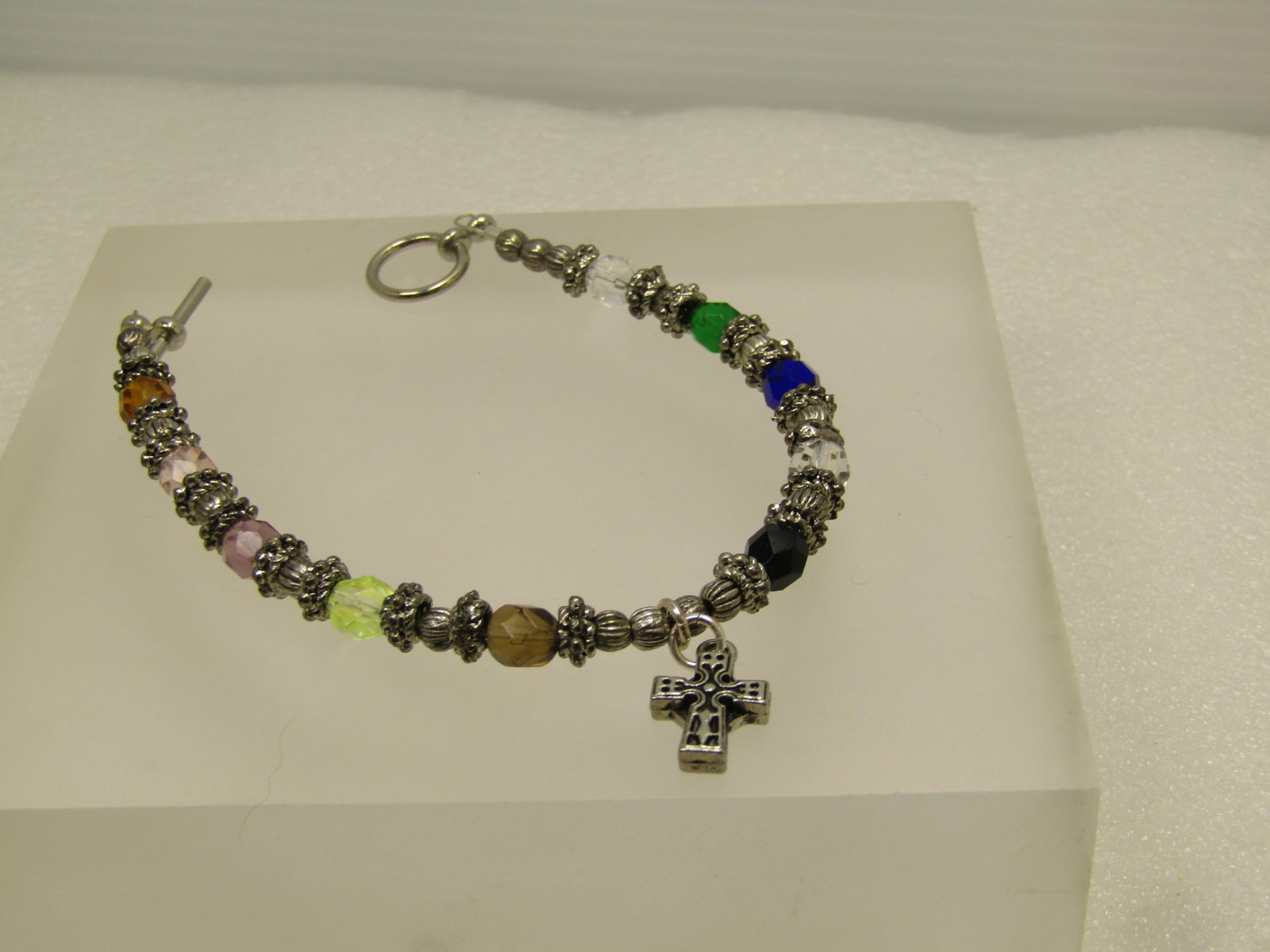 Vintage Glass Beaded Silver Tone Bracelet with Cross Charm, 8", Toggle Clasp, 1990's (1 of 6)