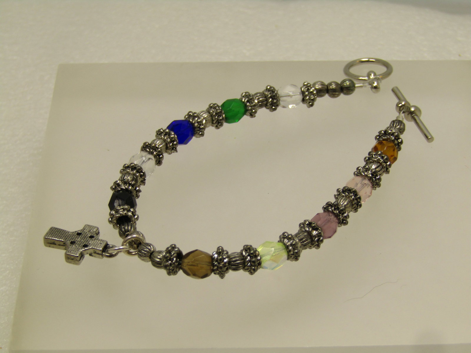 Vintage Glass Beaded Silver Tone Bracelet with Cross Charm, 8", Toggle Clasp, 1990's - 4