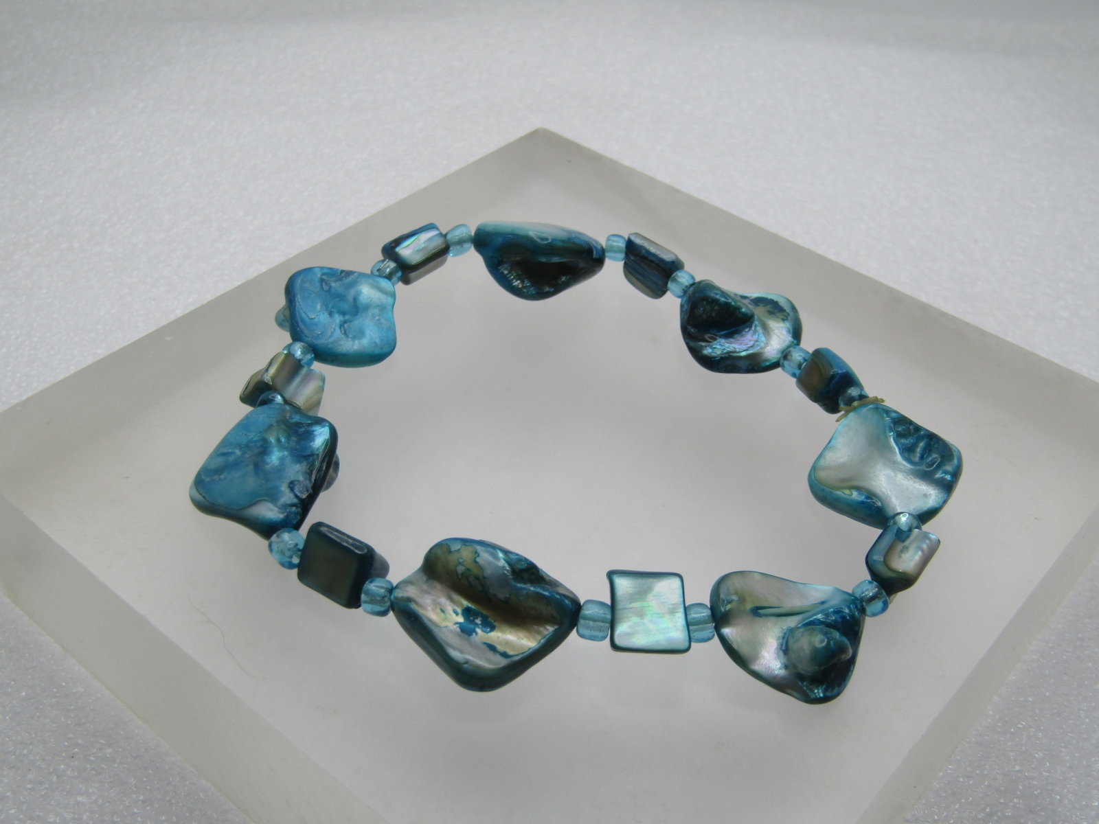 Aqua Dyed Mother-of-Pearl Bracelet, Stretch 7"-8.75", 1990's - 6