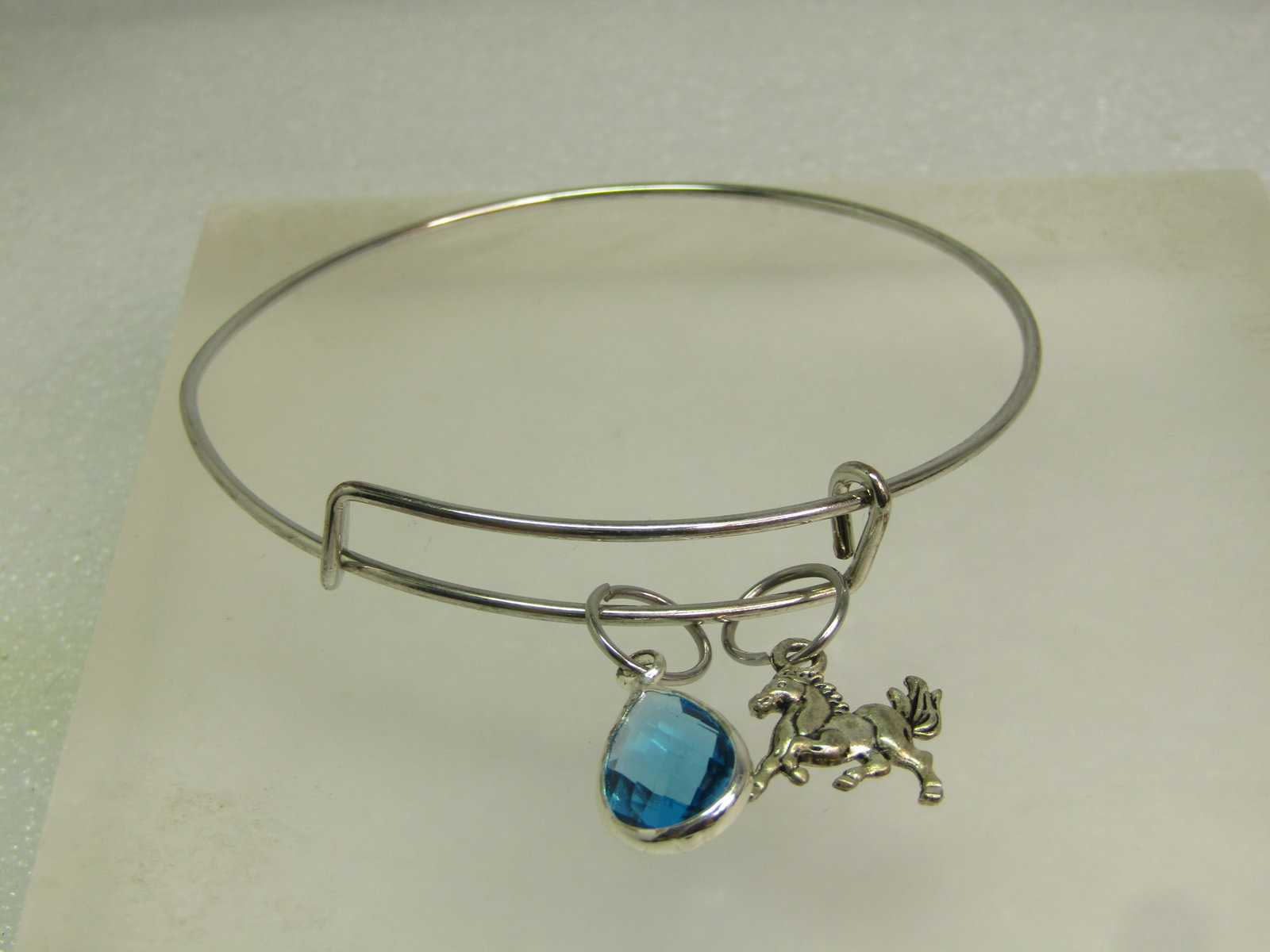 Vintage Silver Tone Slide Bracelet, Horse & Blue Glass Tone Slide Charms, 8", 1980's-1990's - 4