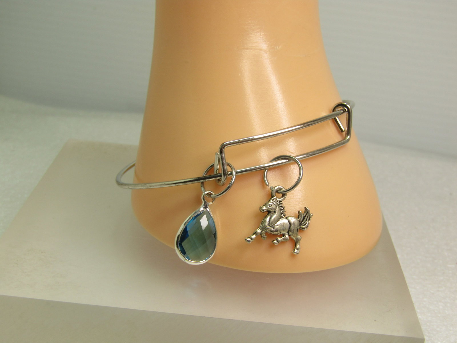 Vintage Silver Tone Slide Bracelet, Horse & Blue Glass Tone Slide Charms, 8", 1980's-1990's - 5